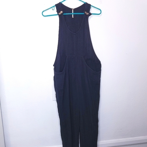 Free‎ PeopleFlowy Jumpsuit size Small